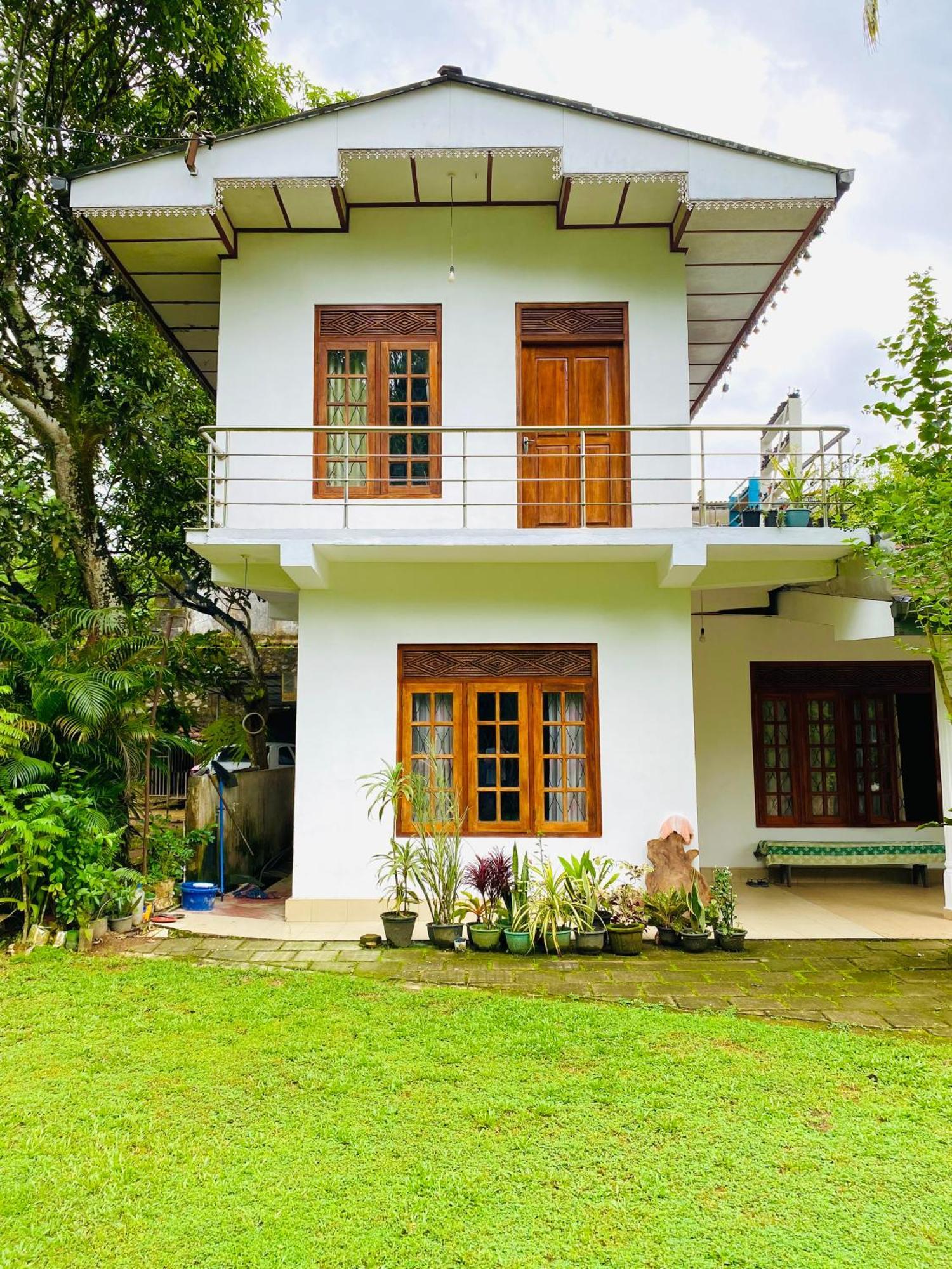 Summer Ridge - Homestay Ratnapura Exterior photo